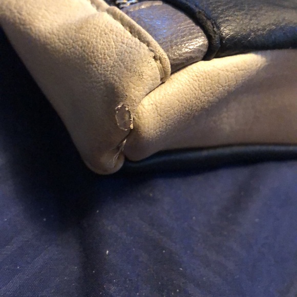 Maurices crossbody purse. - Picture 9 of 9